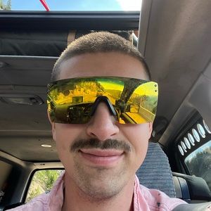 Meet your Posher, Chad